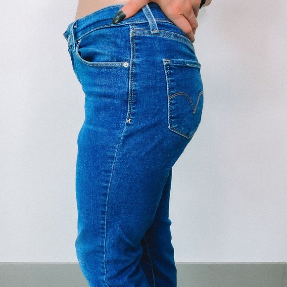 LEVIS Classic Mid Rise Skinny Jean - Picture 6 of 11